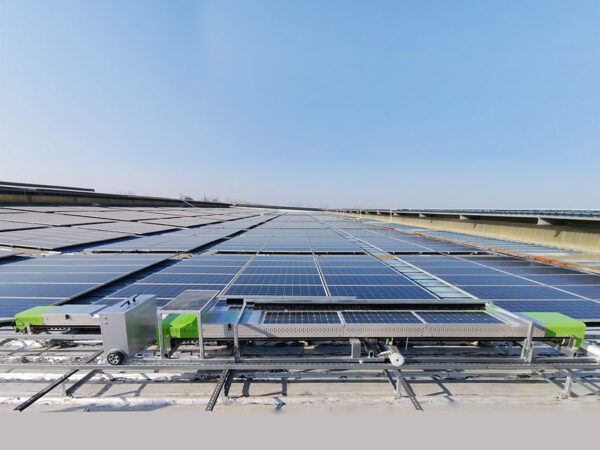 Tianyi Roof Cross-Row Solar Panel Cleaning Robot