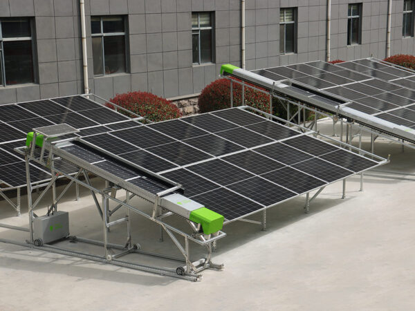 Tianyi Ground Cross-Row Solar Panel Cleaning Robot
